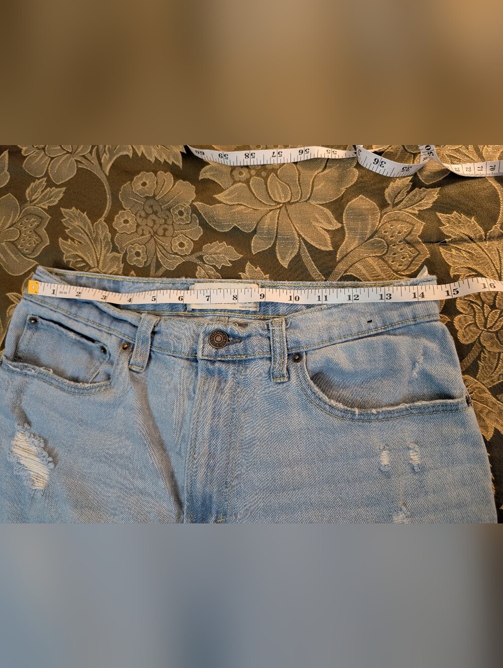 Abercrombie & Fitch Women's Light Blue Distressed Jeans Size 30/10 R - Picture 8 of 14